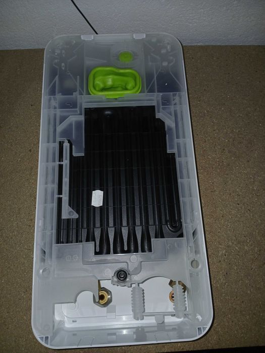 Boiler instant Bosch Tronic 4000, 15/18/21 kW, 400V, Alb