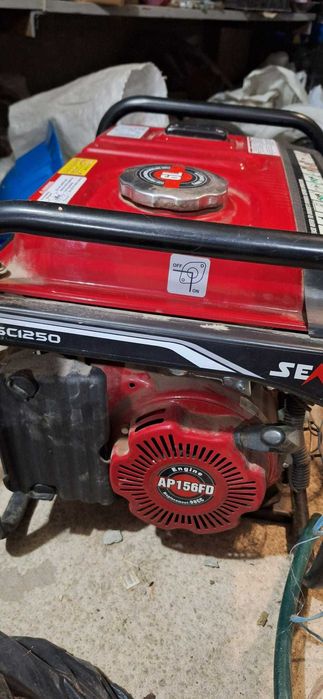 Generator de curent SENCI SC1250 LITE putere maxima 1,0 kW 230V