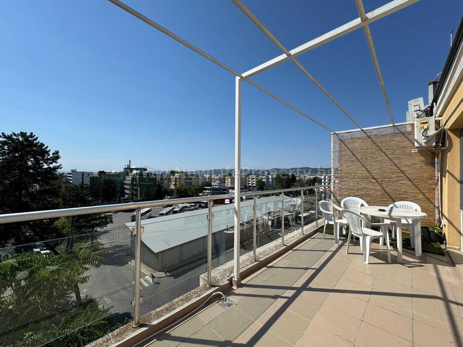 Продава се Двустаен апартамент в к.к. Слънчев бряг - 80 кв.м за 1013 €/кв.м - Снимка #15