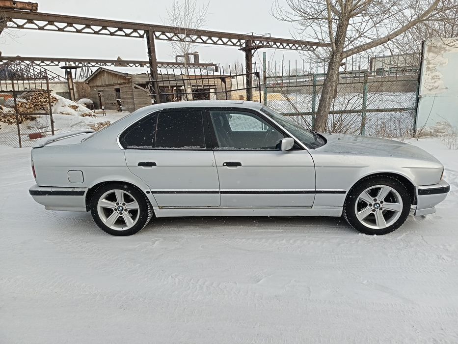 Продам БМВ е34 525