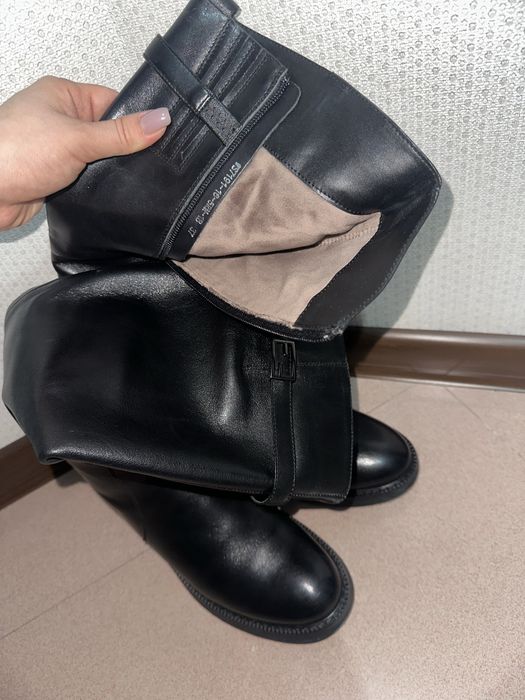 зимняя ботинка женская