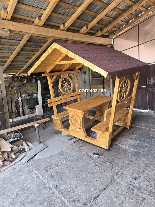Foisor  rustic  din lemn masiv set masa cu băncute  balansoar leagan