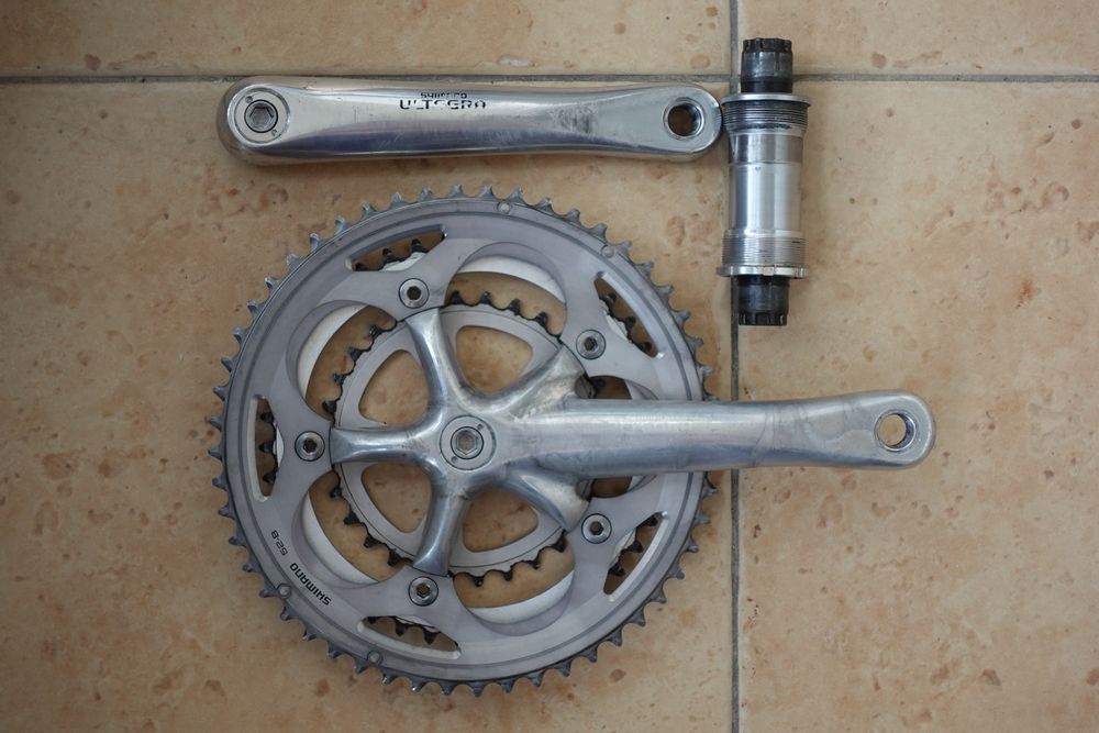 Шосеен курбел Shimano Ultegra FC-6500/6503 52/42/30 + средно движение