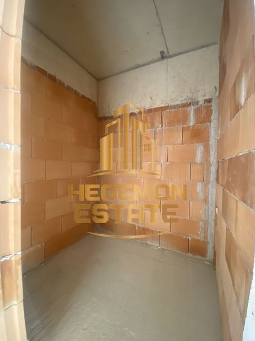 Продава се Тристаен апартамент в Варна, Левски - 67 кв.м за 1474 €/кв.м - Снимка #1