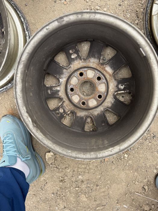 Продаю дискы в хорошом состояние