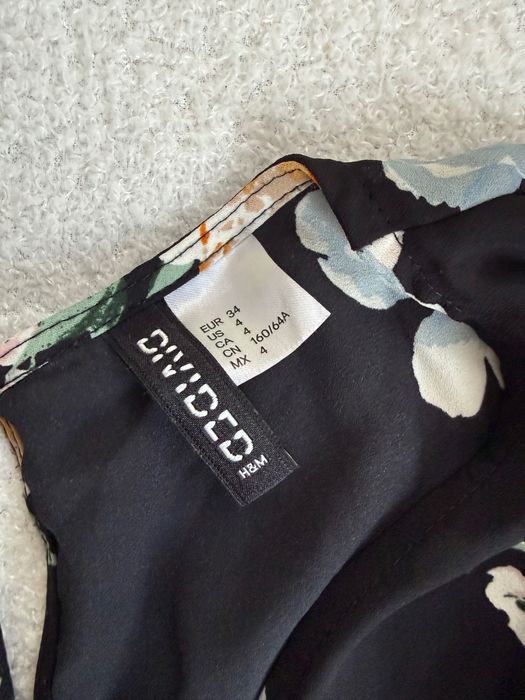 Гащеризон H&M на цветя