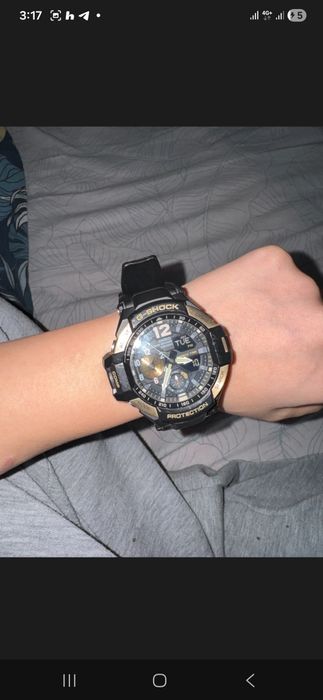 модель Casio G-Shock Gravitymaster GA-1100-9G