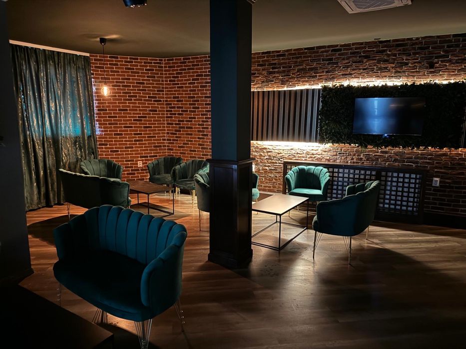 Proprietar , inchiriez spatiu comercial ultracentral , 371 mp