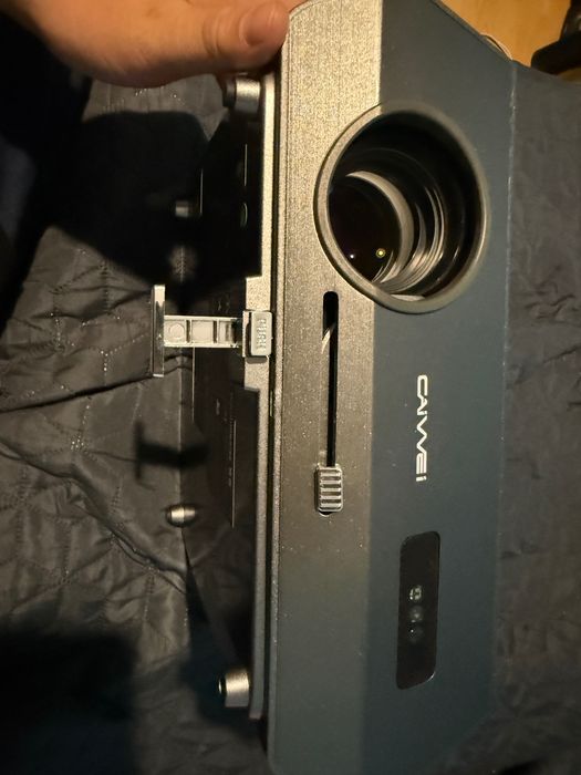 Уникален смарт проектор за домашно кино +  100инча екран с наночастици