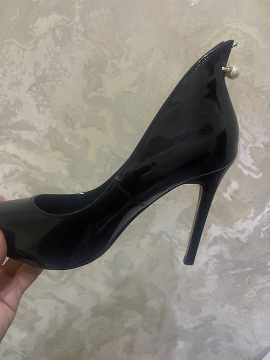 Продаются вечерние туфли!