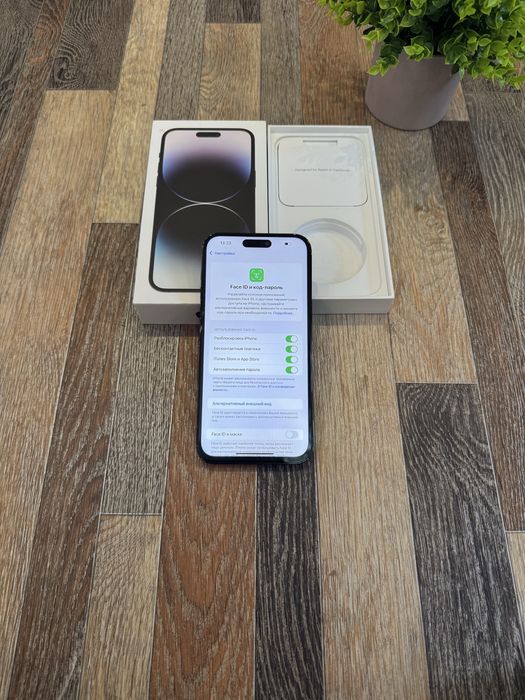 Продам iPhone 14 Pro Max