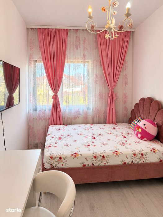 Închiriez apartament 2 camere + loc de parcare - PROPRIETAR!