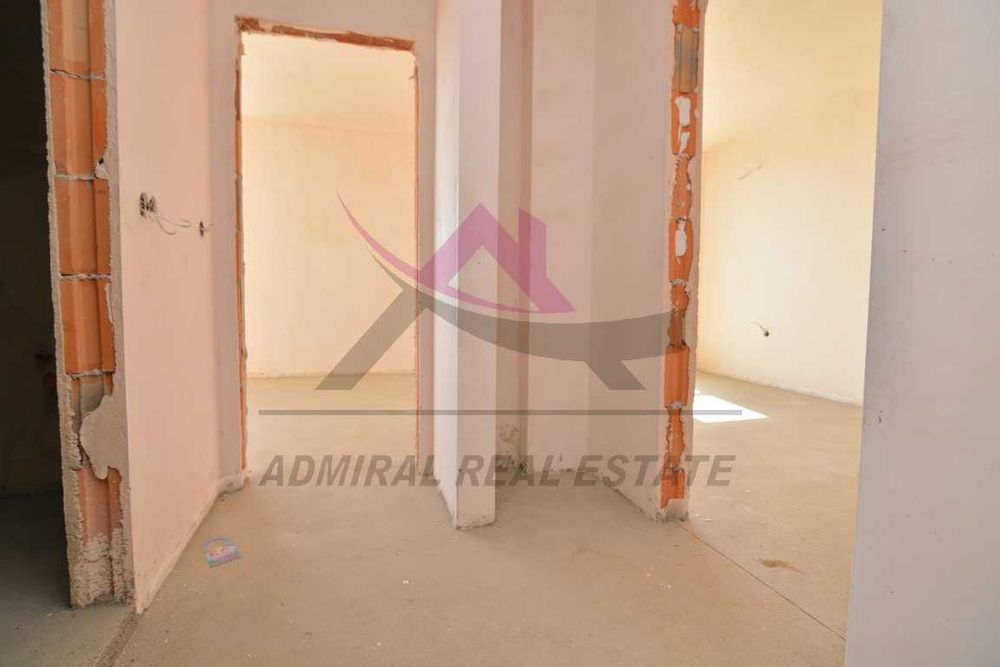 Продава се Двустаен апартамент в Варна, Възраждане 3 - 55 кв.м за 1020 €/кв.м - Снимка #2