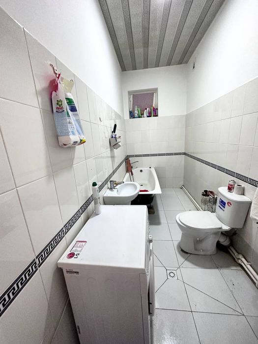 mirzo ulugbek rayonida 2 xonali xovli