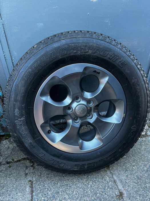 Roti complete r18 jeep wrangler