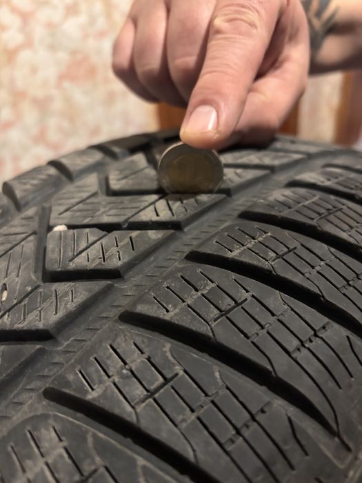 Зимни гуми 235/65 R17