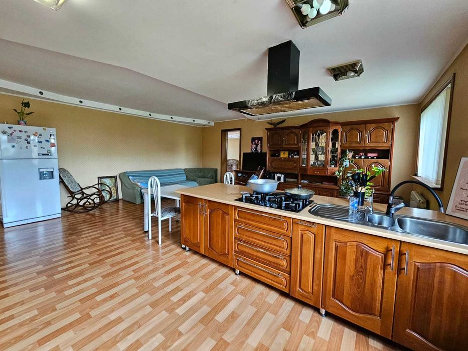 Продается дом Тепличная