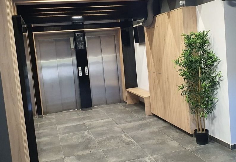 Apartament 2 camere DE INCHIRIAT - More