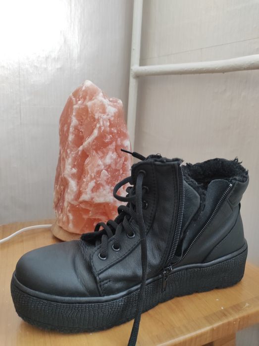 Кожени боти - естествена кожа