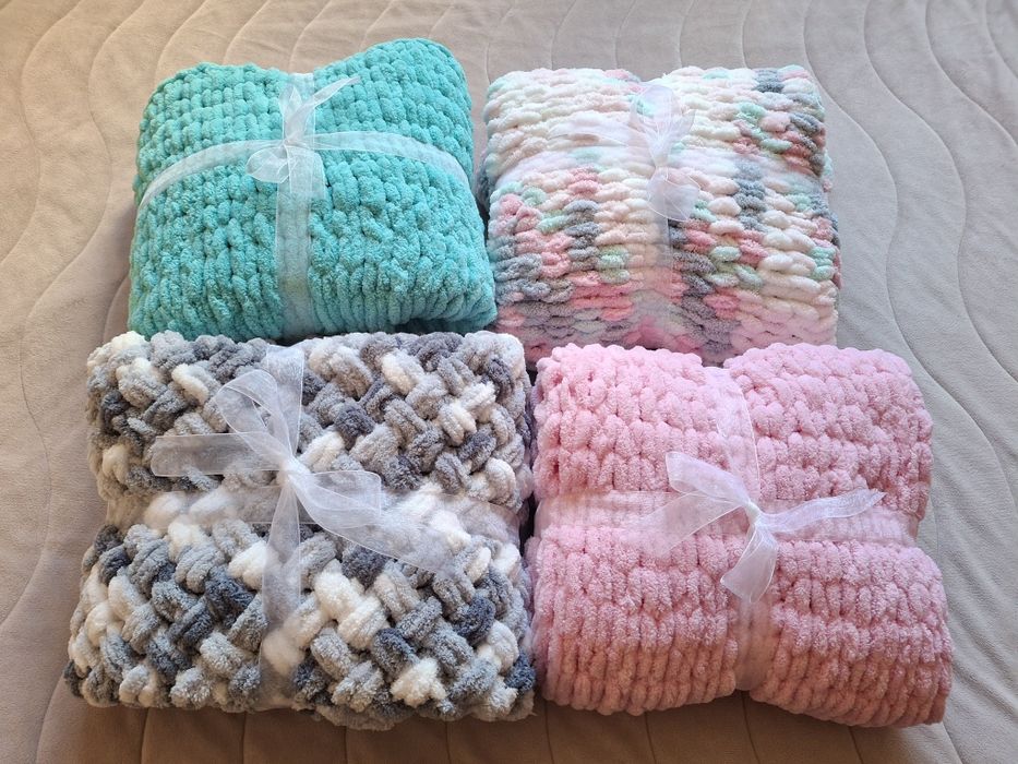 ТОТАЛНА РАЗПРОДАЖБА Ръчно плетено  бебешко одеяло