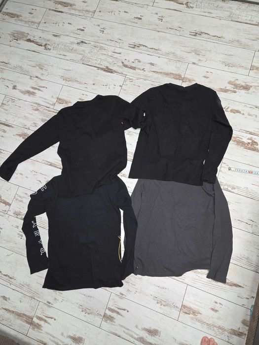 Лот от четири тениски / блузи