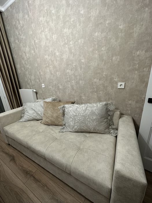 ПРОДАМ Раздвижной диван