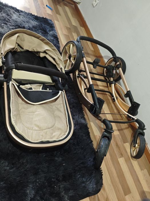 Продам коляску Amelie.