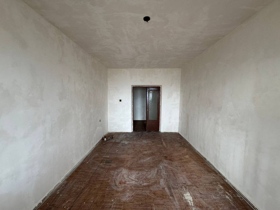 Продам 3-х комнатную квартиру. 3/4/5  Сергели -4.