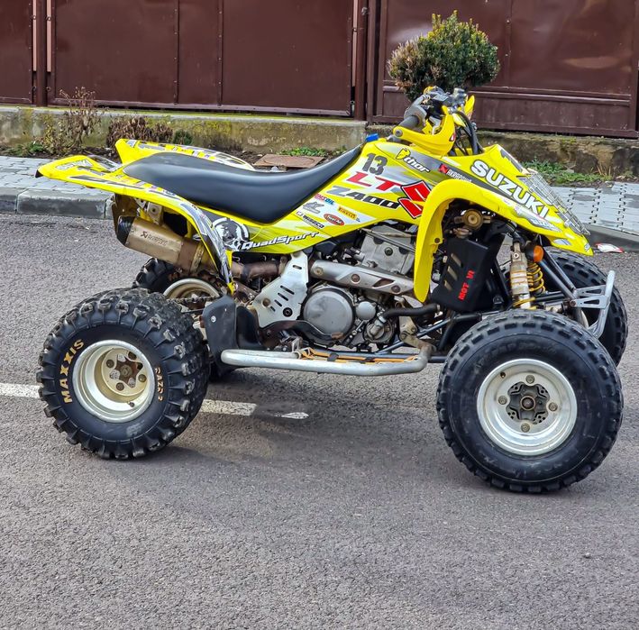Suzuki LTZ 400.