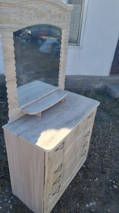 Камод, хорошем состояни, зеркало