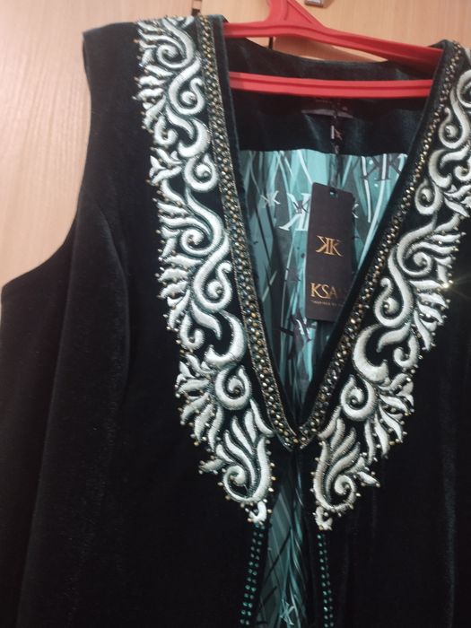 Продам женский камзол