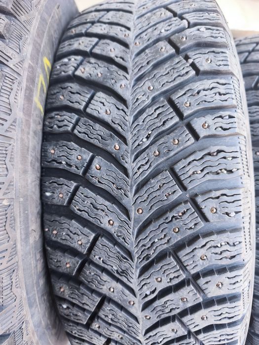 Шины 215/65R16 Michelin б/у