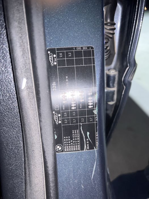 Срочно!!BMW Е46 328i с завода