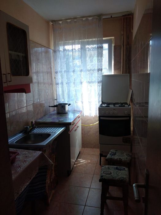 Închiriez apartament Găvana 2