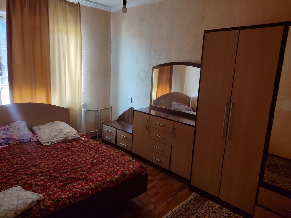 4 бөлмелі пәтерді ұзақ мерзімгк жалға беремін