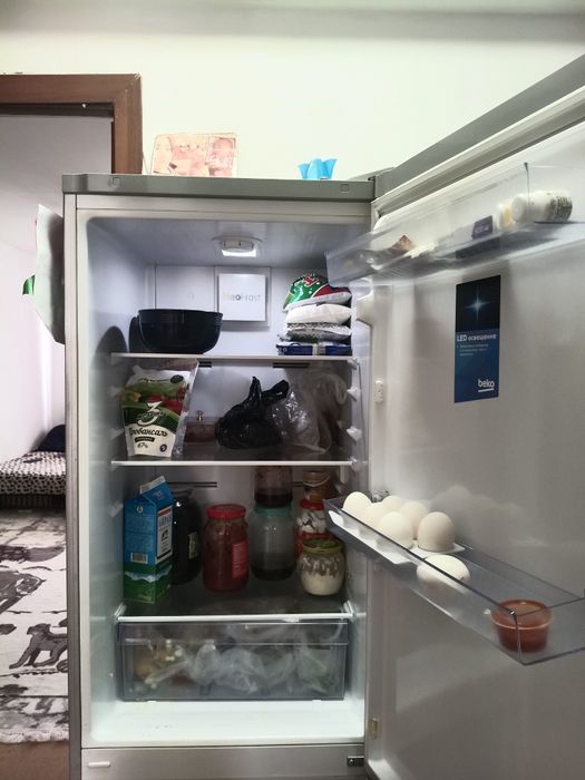 Продам холодильник Беко