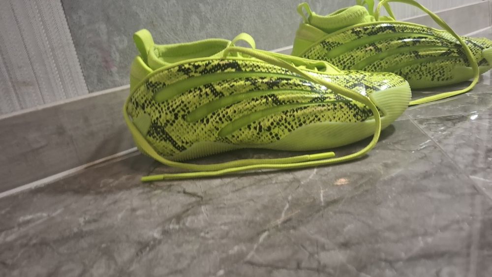 Обувки (баскетболни) Adidas