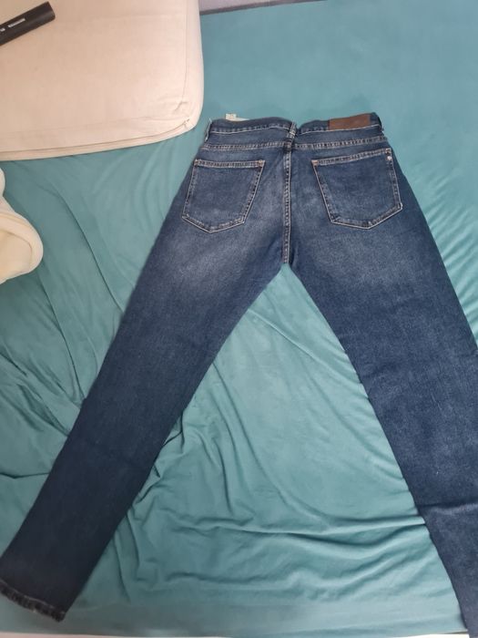Blugi ZARA, Blomaren