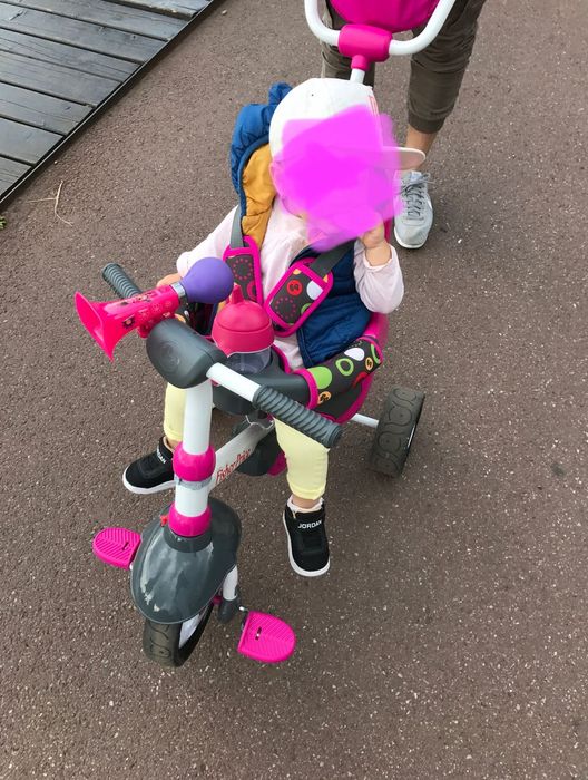 Tricicleta Fisher Price 3 in 1 Charisma, Roz