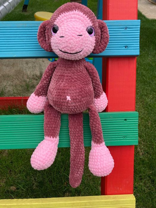 Maimuță croșetată manual