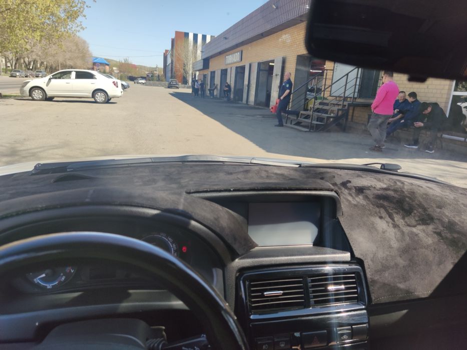 Продам Ладу Приору люкс