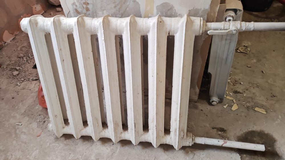 Продам чугунные радиаторы б/у, самовывоз