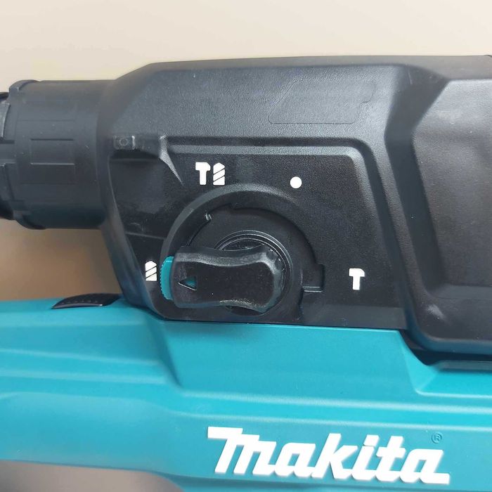 Перфоратор MAKITA HR2652JX14 800 W - 26 mm - 2.6 J