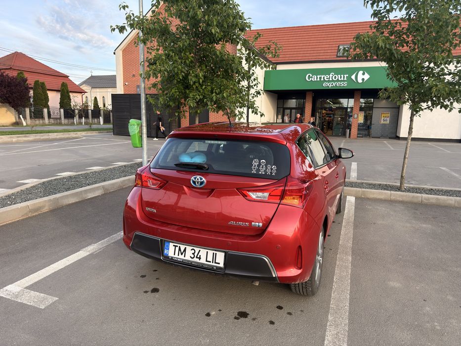 TOYOTA Auris 2013 — imagine 4