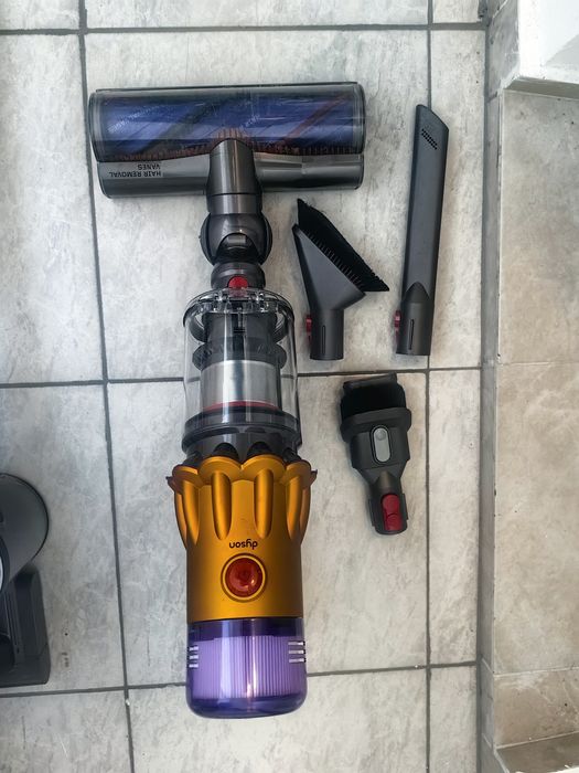 Прахосмукачки Dyson