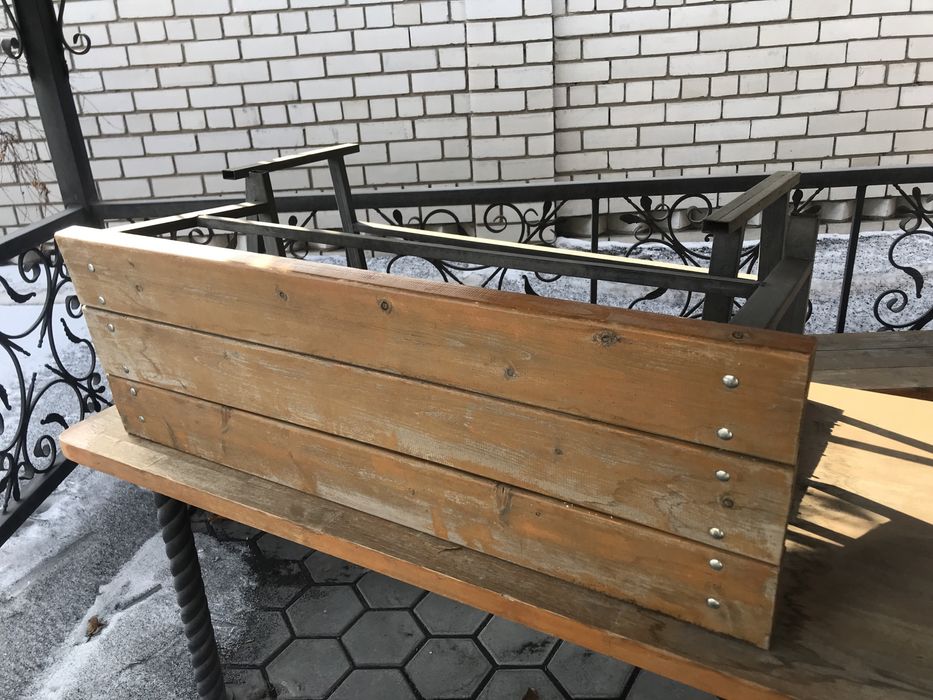 Стол с лавками уличный