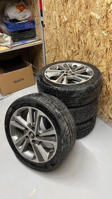 Продам комплект шины