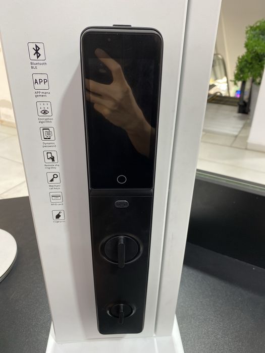 электронный замок face id