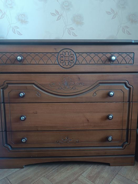 Продам мебель для гостиной ( стенка)