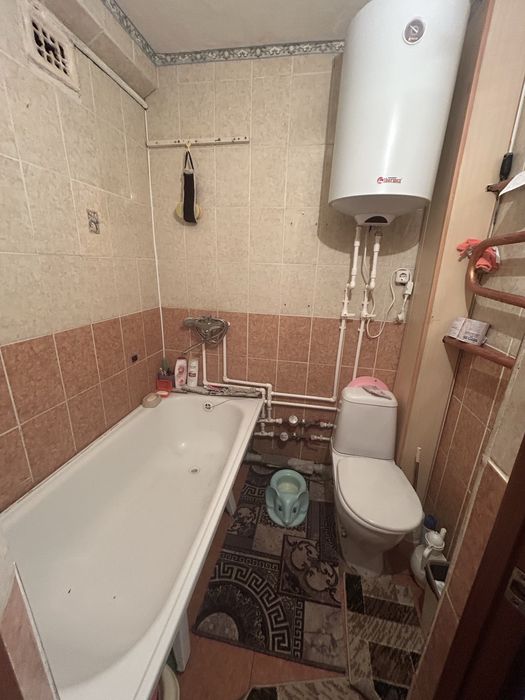 Продается 2 комн кв на 20 мкр